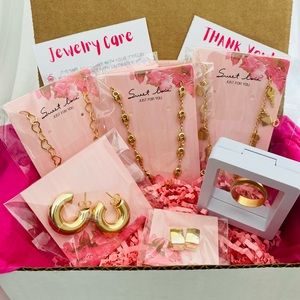 6- Pieces Jewelry Mystery Box (Sample)